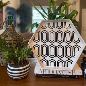 Black and white decorative tray